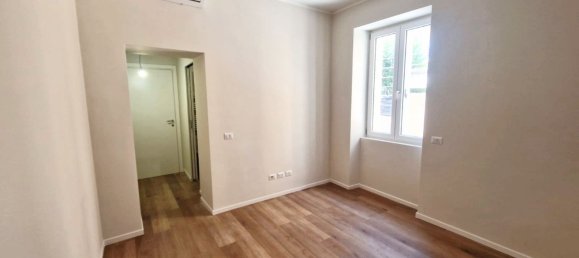 2 rooms Apartment in Rome, Italy No. 198005 32