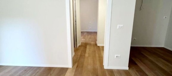 2 rooms Apartment in Rome, Italy No. 198005 30