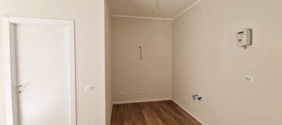 2 rooms Apartment in Rome, Italy No. 198005 28