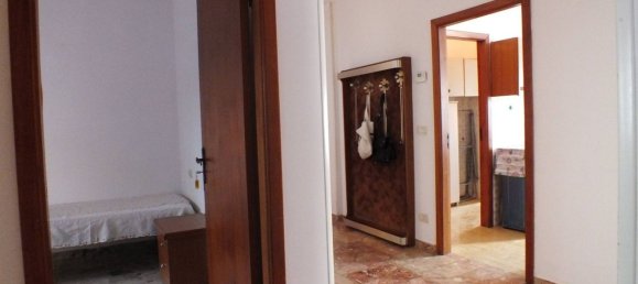 Квартира с 5 комнатами в Кьети, Италия № 80120 14