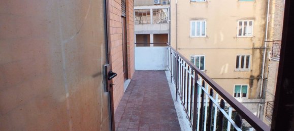 Квартира с 5 комнатами в Кьети, Италия № 80120 20