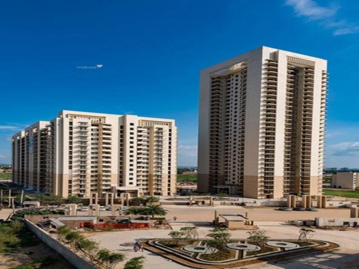 4 bedrooms House in Gurgaon, India No. 14869