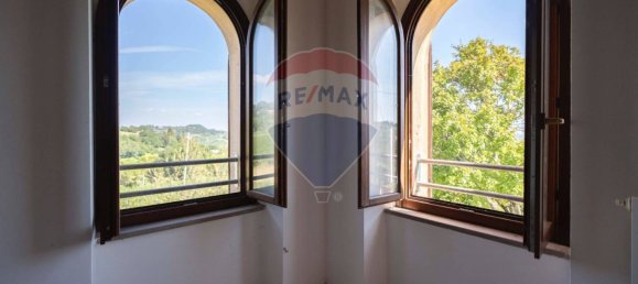 4 bedrooms House in Cupramontana, Italy No. 318885 7