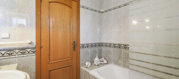 4 bedrooms Villa in Lagoa, Portugal No. 102852 20