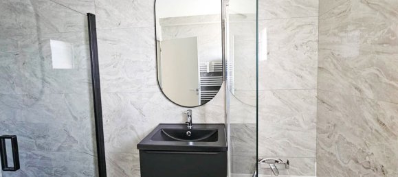 4 bedrooms House in Vienne, France No. 355470 11