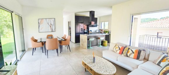 4 bedrooms House in Vienne, France No. 355470 3