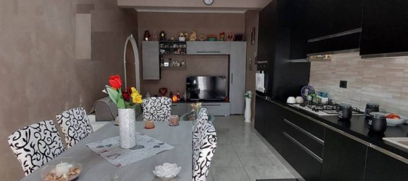 2 chambres Appartement à Pomezia, Italy No. 294197 3