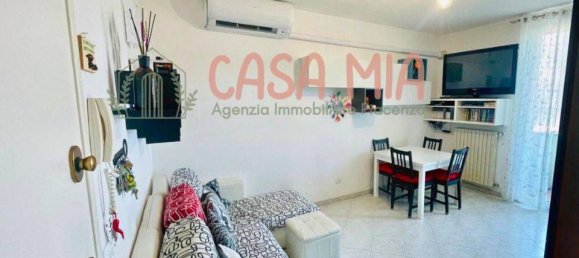 2 rooms Apartment in Gragnano Trebbiense, Italy No. 30863 3