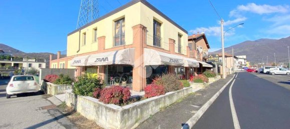 260m² Commercial property in Concesio, Italy No. 143275 2