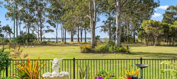 Casa de 4 dormitorios en Burrum Heads, Australia No. 500 24