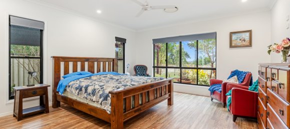 Casa de 4 dormitorios en Burrum Heads, Australia No. 500 11