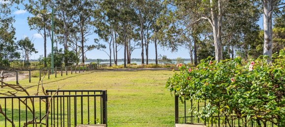 Casa de 4 dormitorios en Burrum Heads, Australia No. 500 23