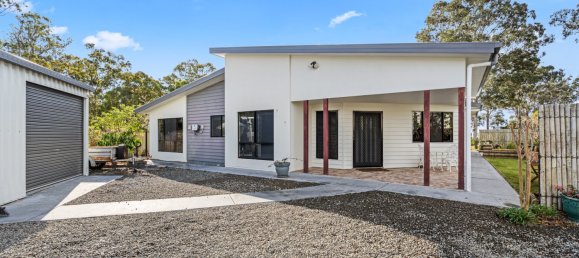 Casa de 4 dormitorios en Burrum Heads, Australia No. 500 4