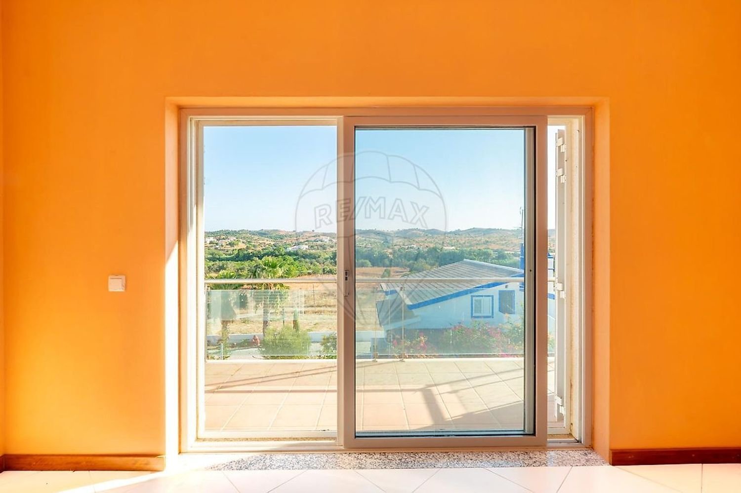 Дом с 3 спальнями в Каштру Марин, Португалия № 25411