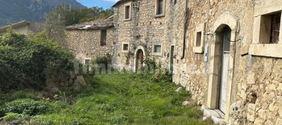 4 rooms House in Sant'Eufemia a Maiella, Italy No. 342124 5