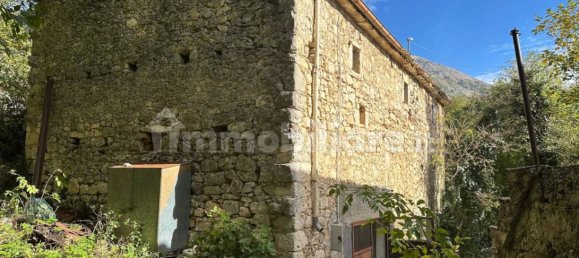 4 rooms House in Sant'Eufemia a Maiella, Italy No. 342124 7