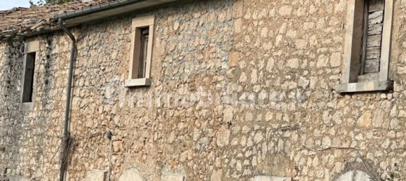 4 rooms House in Sant'Eufemia a Maiella, Italy No. 342124 4