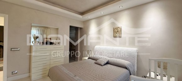 12-Zimmer Villa in Mascalucia, Italy, Nr. 276356 7