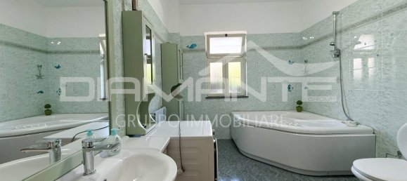 12-Zimmer Villa in Mascalucia, Italy, Nr. 276356 24