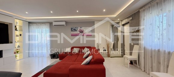 12-Zimmer Villa in Mascalucia, Italy, Nr. 276356 16