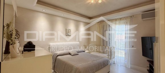 12-Zimmer Villa in Mascalucia, Italy, Nr. 276356 6