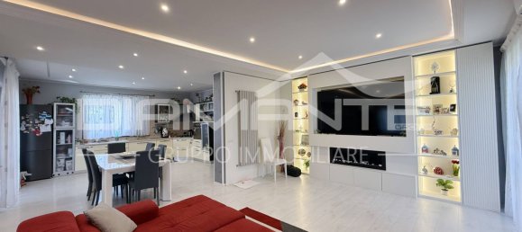 12-Zimmer Villa in Mascalucia, Italy, Nr. 276356 18