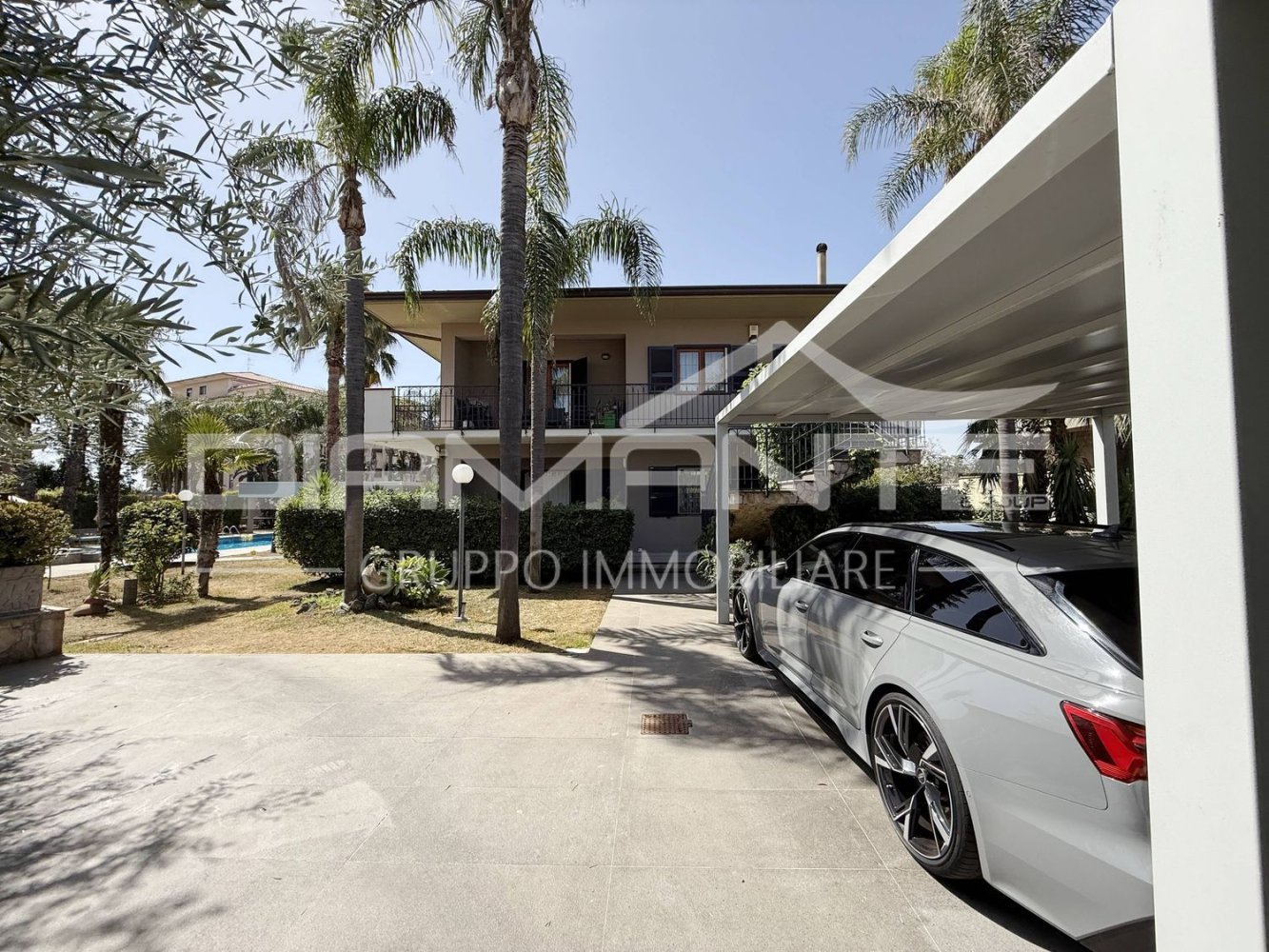 12-Zimmer Villa in Mascalucia, Italy, Nr. 276356