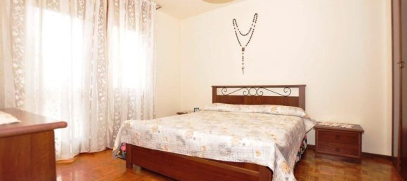 4 rooms Apartment in Santa Lucia di Piave, Italy No. 221400 31