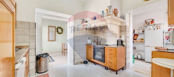 7 bedrooms House in Bucelas, Portugal No. 34973 22