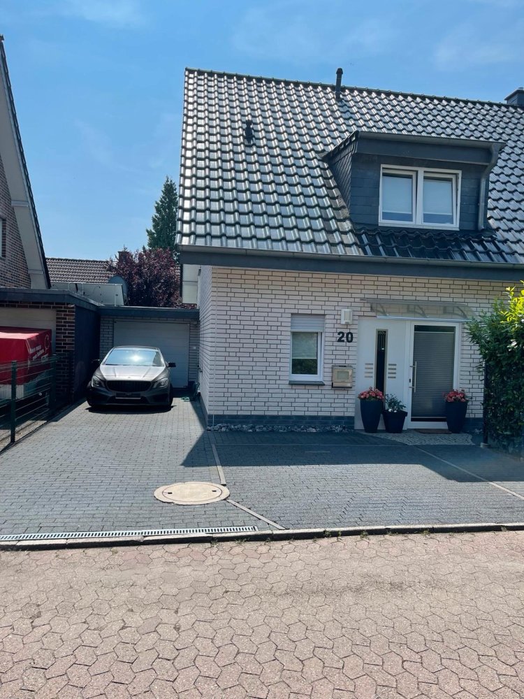 4 غرف نوم منزل في Bielefeld, Germany رقم 338644