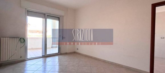 2 Schlafzimmer Wohnung in Modugno, Italy, Nr. 285081 3