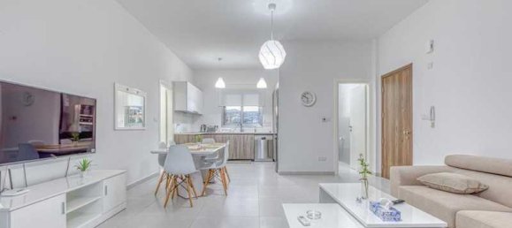 Apartamento de 2 dormitorios en Agios Tychonas, Cyprus No. 8073 4