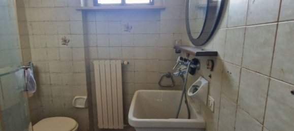 5 rooms Apartment in Casale Monferrato, Italy No. 276528 16