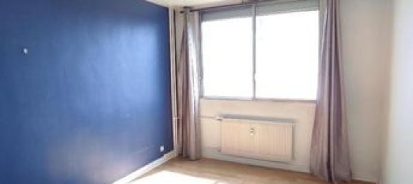 3 Schlafzimmer Wohnung in Bourg-en-Bresse, France, Nr. 310927 8