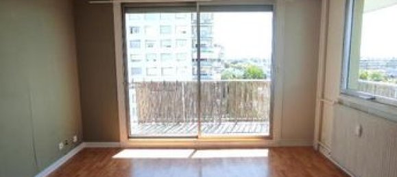 3 Schlafzimmer Wohnung in Bourg-en-Bresse, France, Nr. 310927 3