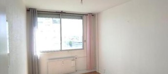 3 Schlafzimmer Wohnung in Bourg-en-Bresse, France, Nr. 310927 7