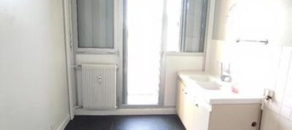3 Schlafzimmer Wohnung in Bourg-en-Bresse, France, Nr. 310927 4