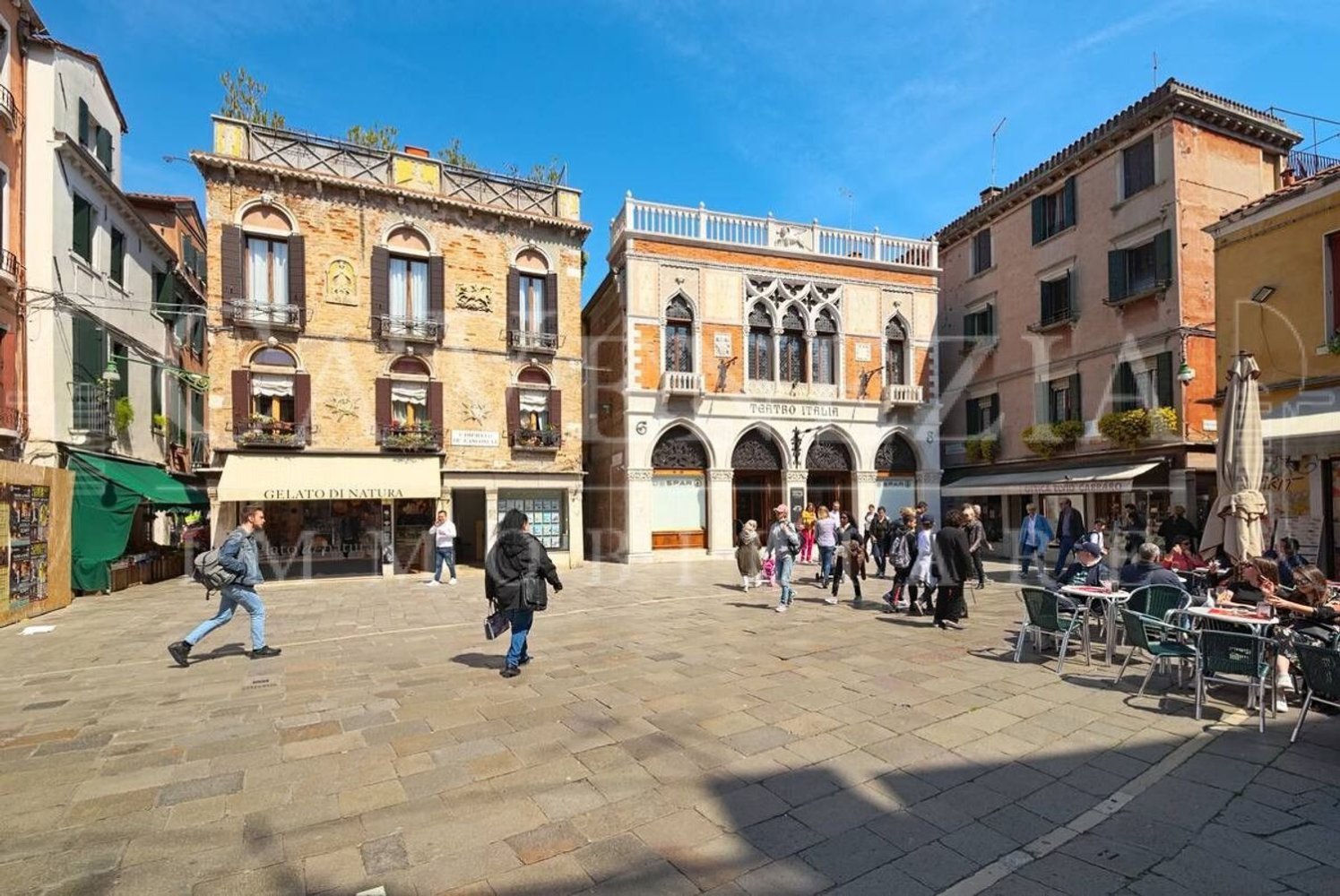 Studio in Venice, Italy No. 20311