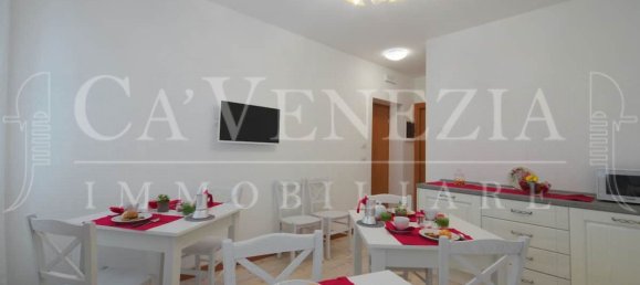 Studio in Venice, Italy No. 20311 22