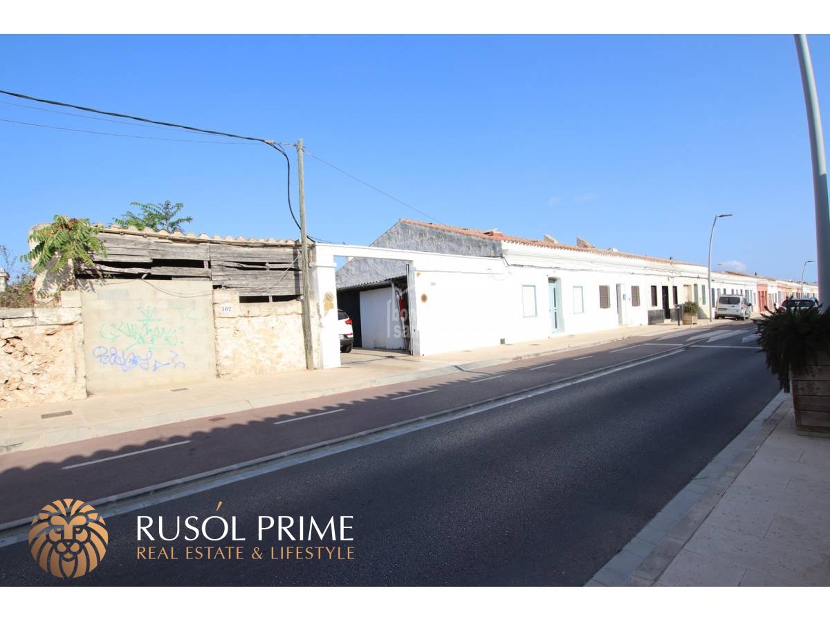 Grundstück in Mahon, Spain 2700m², Nr. 2010