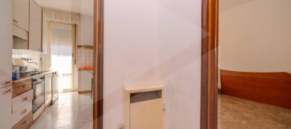 5 rooms Apartment in Bologna, Italy No. 29279 75