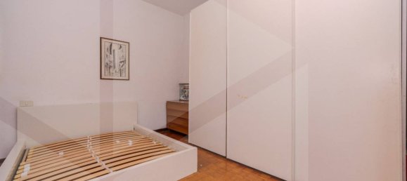 5 rooms Apartment in Bologna, Italy No. 29279 11