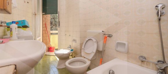 5 rooms Apartment in Bologna, Italy No. 29279 46