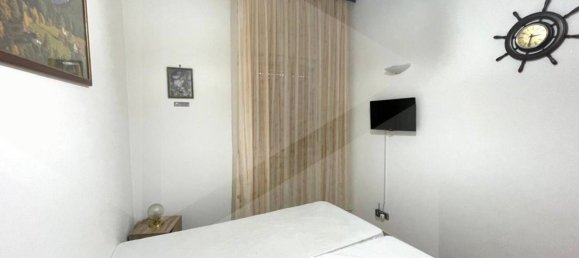 6-salle Appartement à Vico del Gargano, Italy No. 22401 10