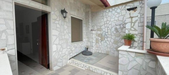 6-salle Appartement à Vico del Gargano, Italy No. 22401 25