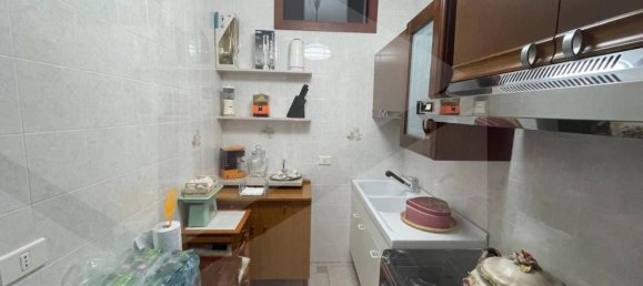 6-salle Appartement à Vico del Gargano, Italy No. 22401 14