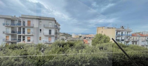 6-salle Appartement à Vico del Gargano, Italy No. 22401 23