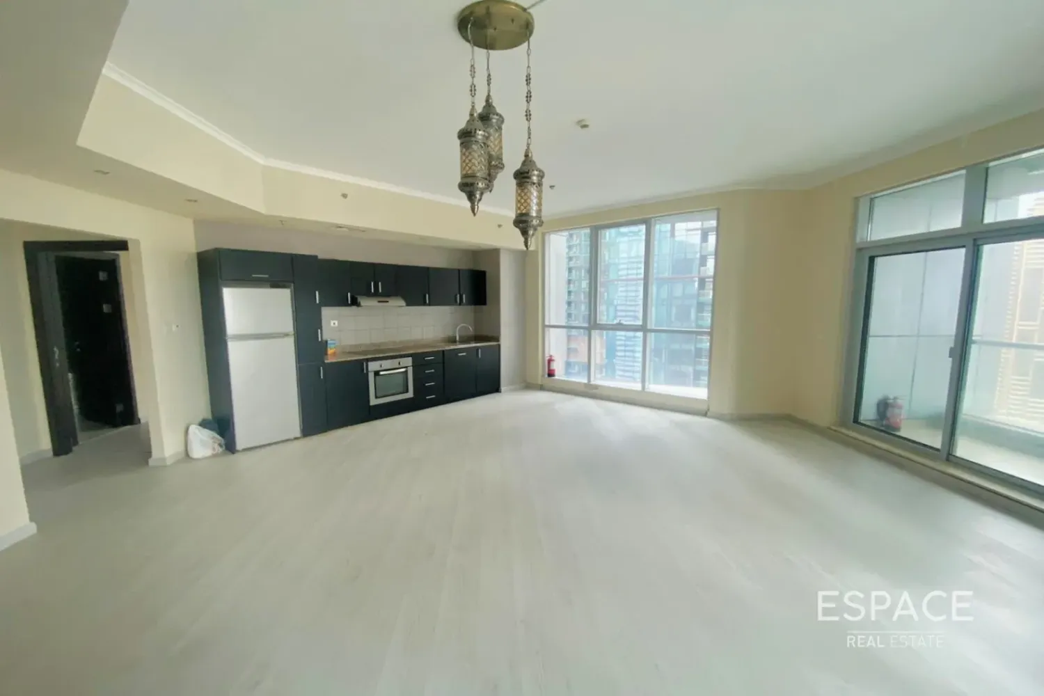 2 bedrooms Apartment in THE TORCH, Dubai Marina, UAE No. 118751