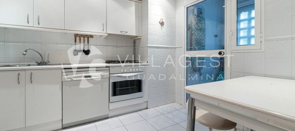 Apartamento de 3 dormitorios en Marbella, Spain No. 184126 21