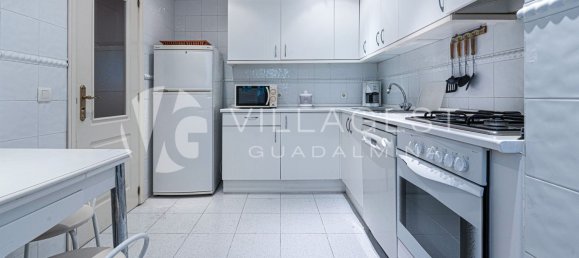 Apartamento de 3 dormitorios en Marbella, Spain No. 184126 23